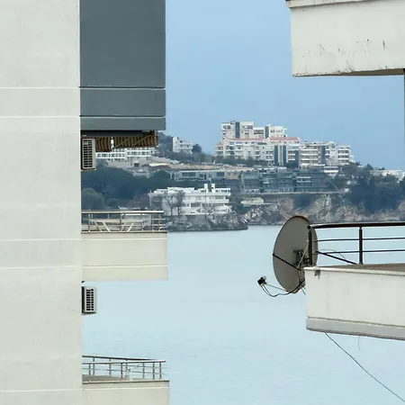 Pran' Detit Vlorë