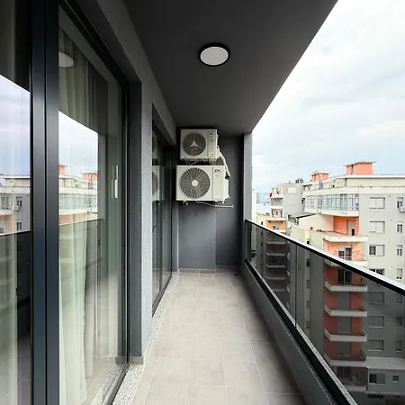 Pran' Detit Apartment Vlore